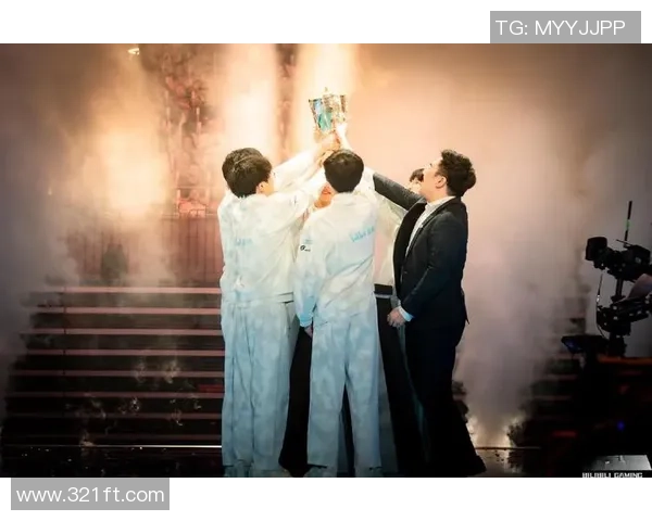 BLG与100T激烈对决 LPL与LCS巅峰碰撞 谁能笑到最后