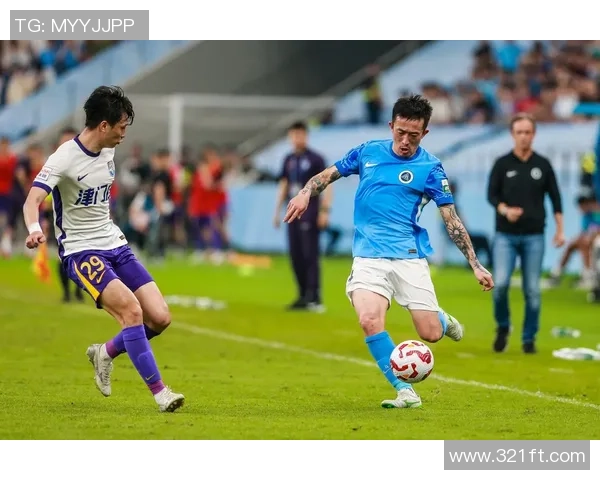 深圳新鹏城迎战梅州客家力争胜利 聚焦关键比赛瞬间与精彩表现 深圳新鹏城迎战梅州客家力争胜利 聚焦关键比赛瞬间与精彩表现